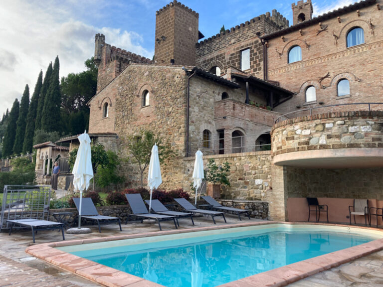 Castello overnachting Perugia Umbrië fietsvakantie